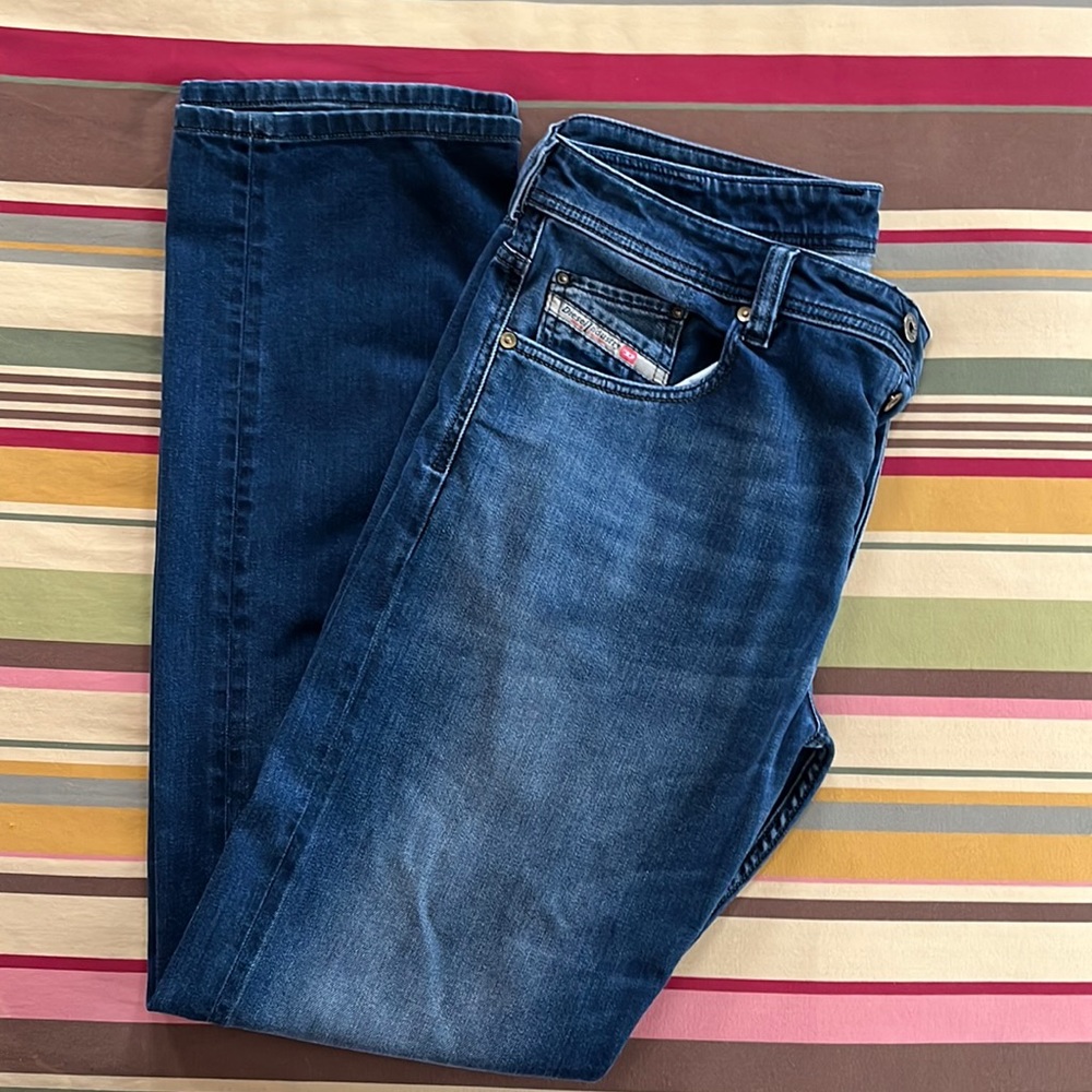 Men’s Diesel Larkee Relaxed Jean (Dark Wash)